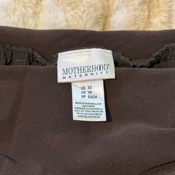 Lots of Maternity pants - Picture 9 of 9